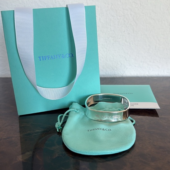 Tiffany & Co Sterling Silver 1837 Square Cushion Bangle Bracelet with Pouch/Bag - Picture 1 of 17